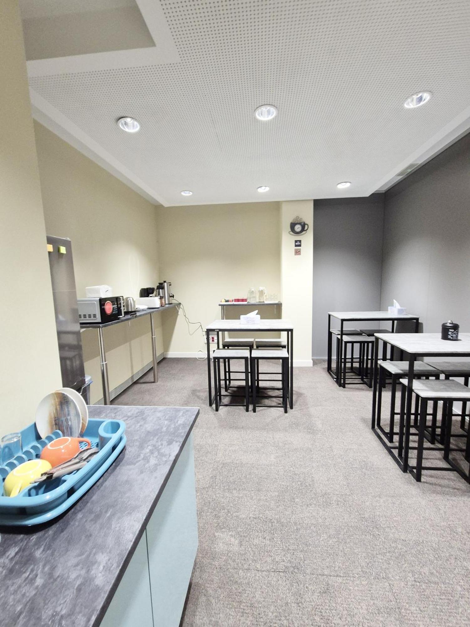 Lai Hostel Madrid Extérieur photo